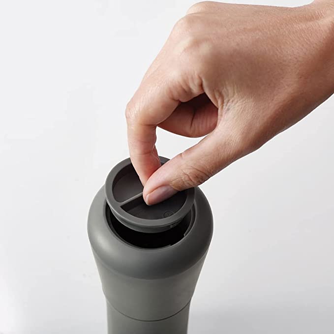 Joseph Jospeh Milltop™ Salt & Pepper Mills 胡椒鹽研磨器 - 藍色 | Milltop™ ceramic and stainless-steel salt and pepper mill set - Blue